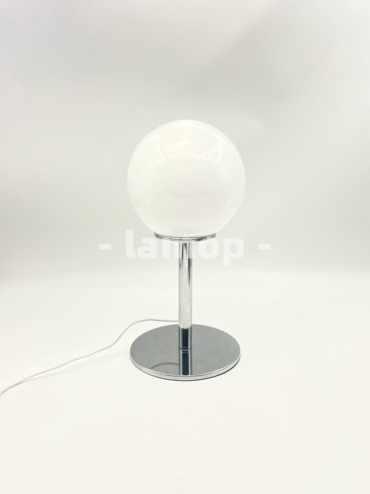 Milky White Solid Globe Chrome - огляд і ціна Led Lighting Decor